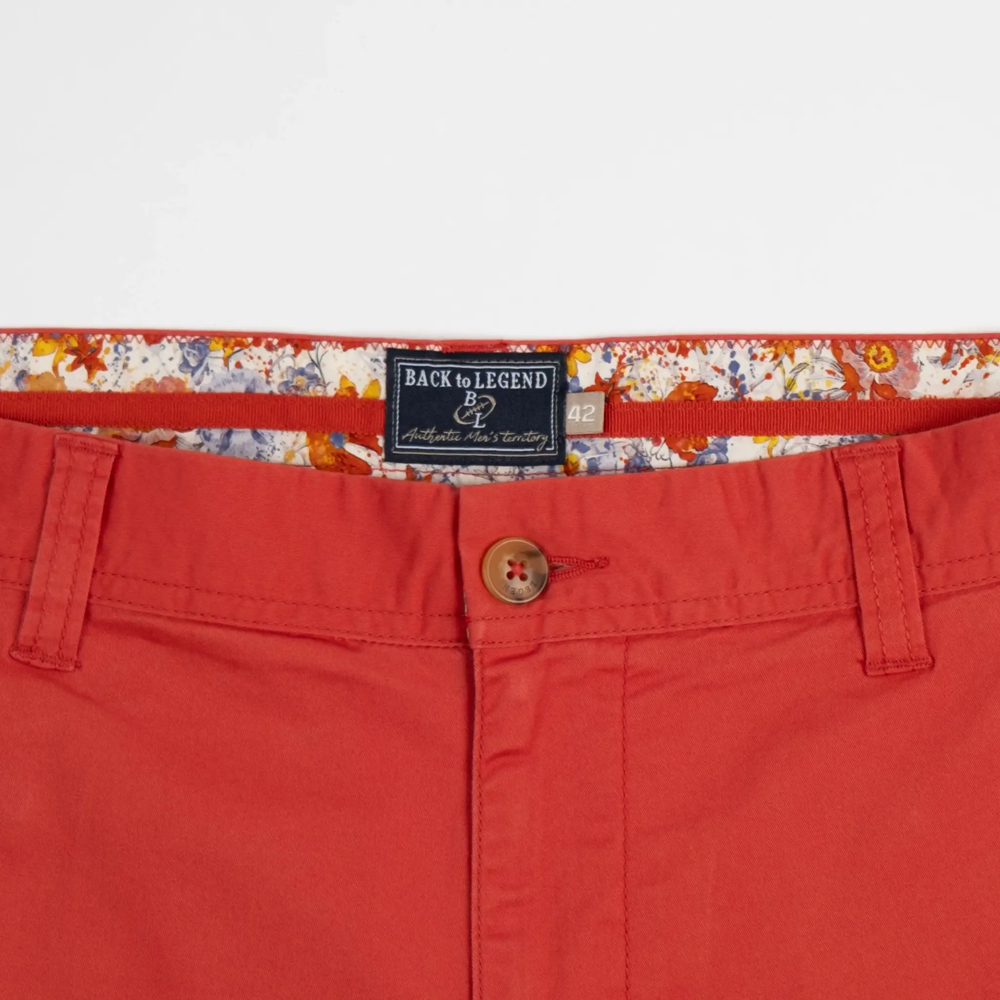 Bermuda coupe cargo rouge - Image 5