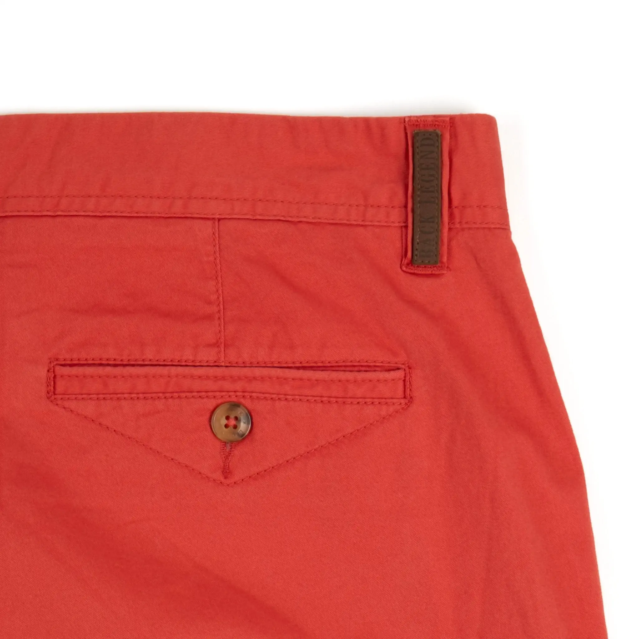 Bermuda coupe cargo rouge - Image 7