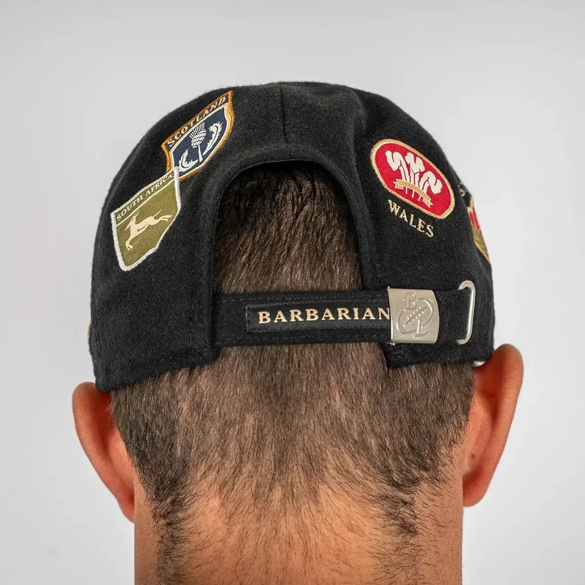 Casquette en velours BARBARIANS multi-nations noire - Image 3
