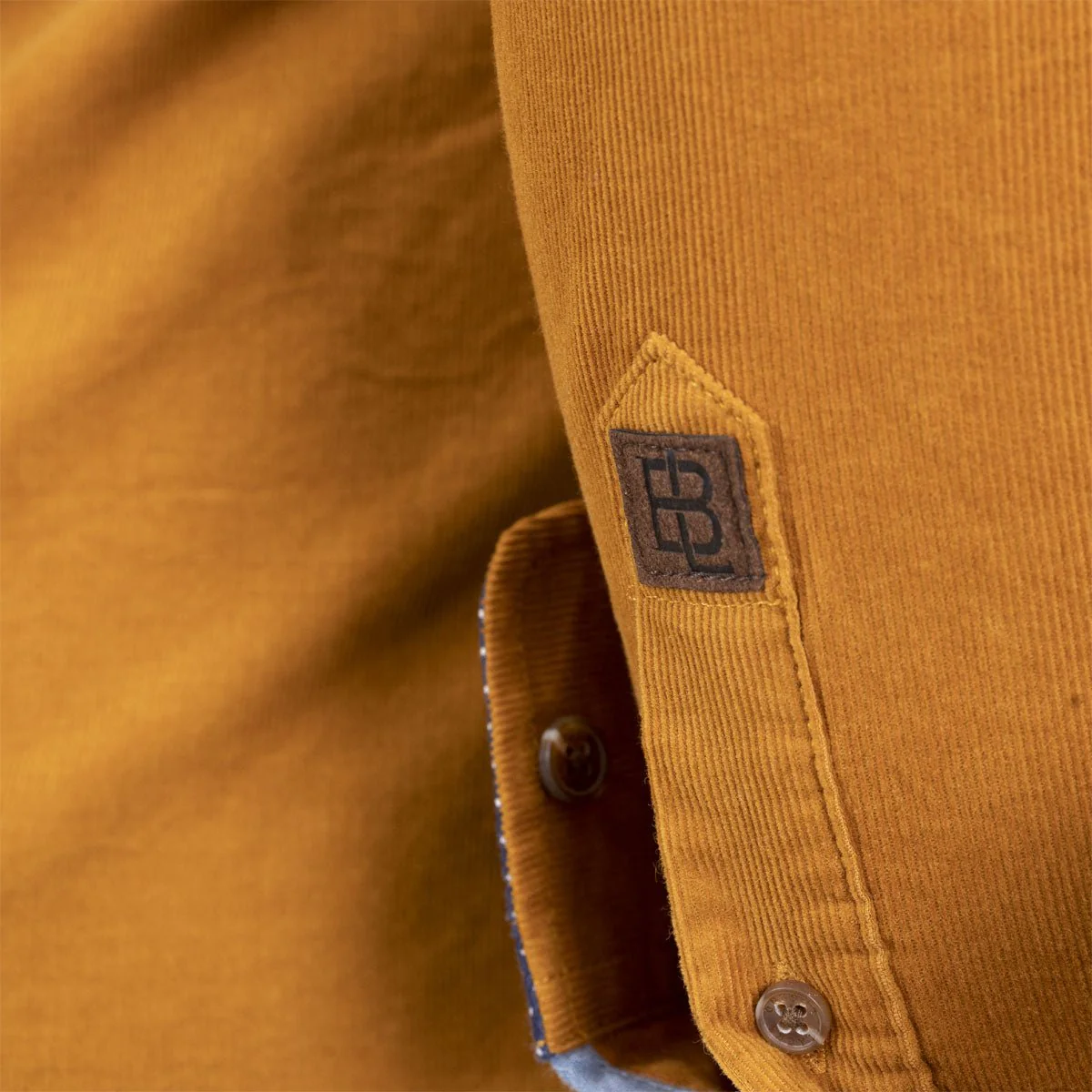 Chemise ml jaune en velours - Image 7