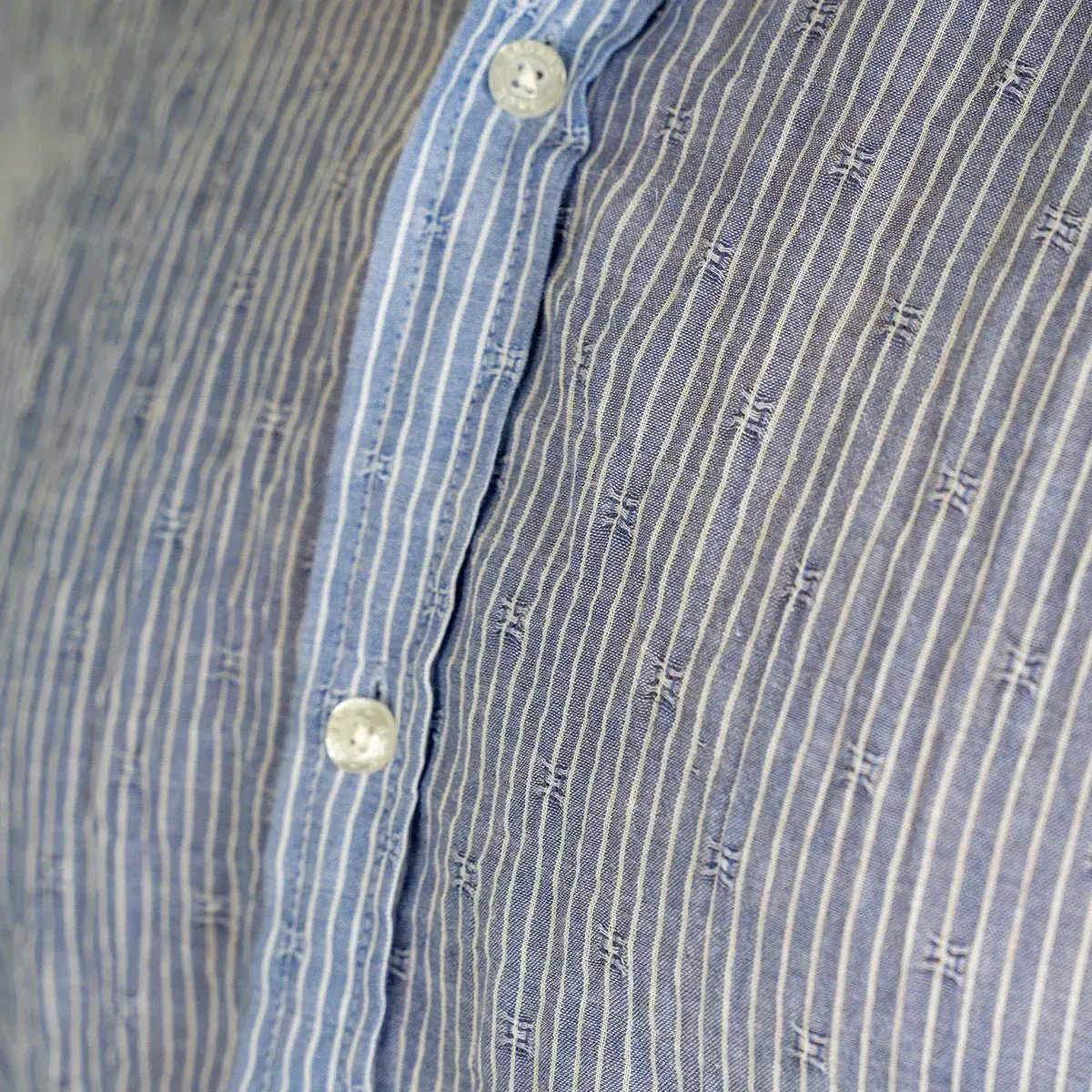 Chemisette bleue à rayures - Image 4