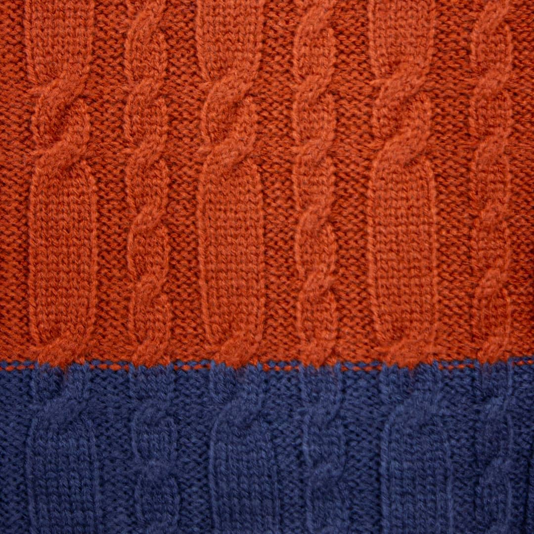 Écharpe tricotée bicolore (orange/bleu) - Image 4