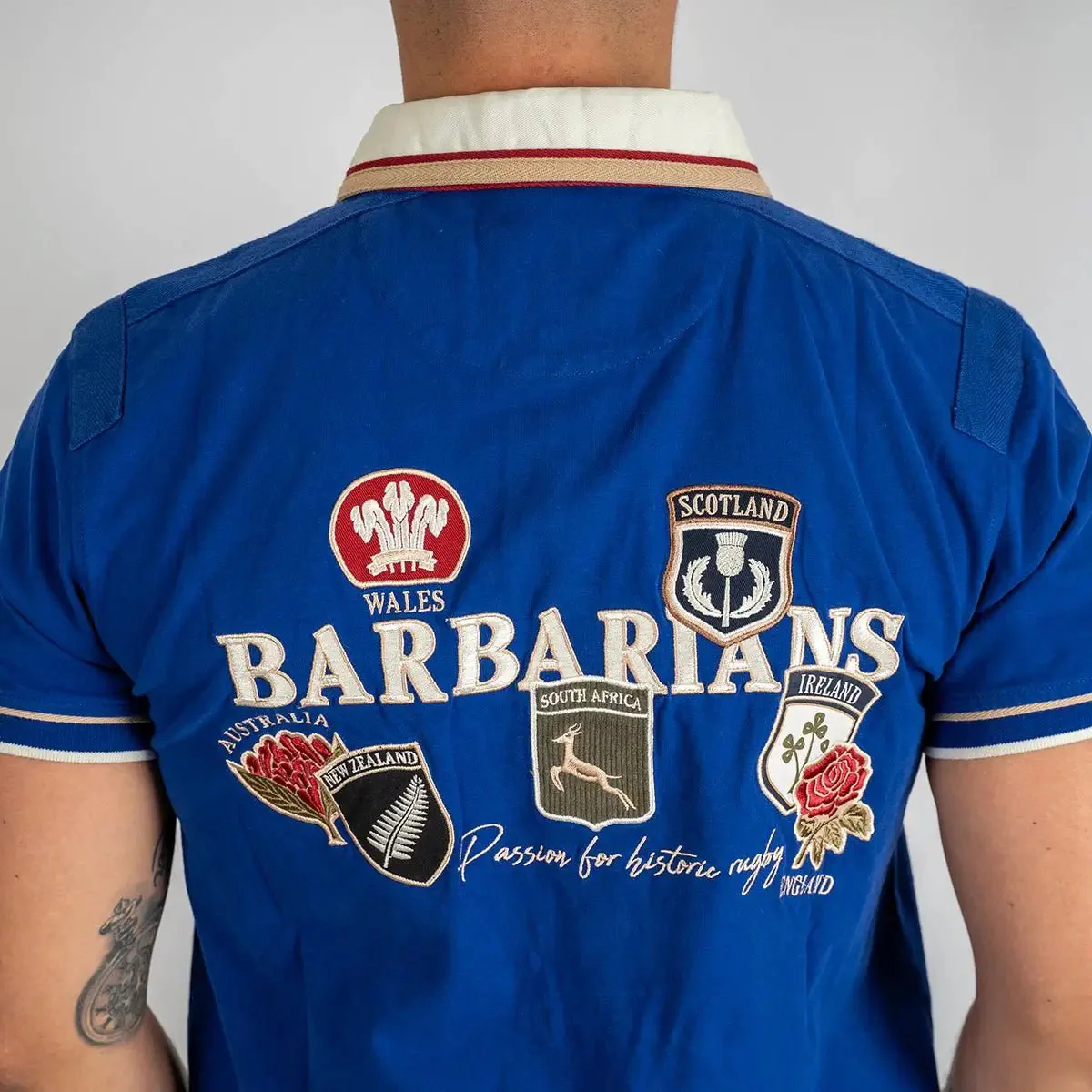 Polo bleu marine Barbarians multi-badge - Image 3