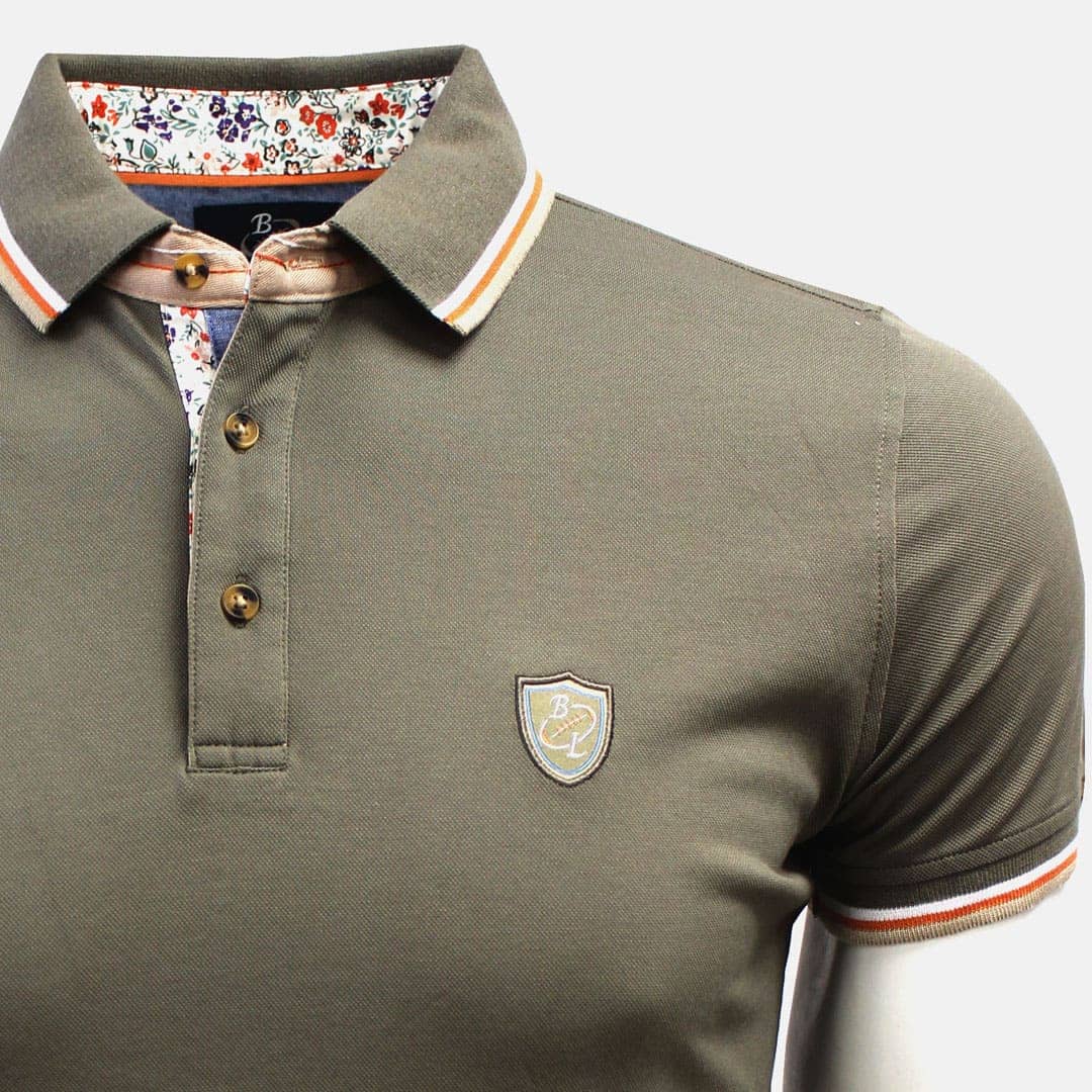 Polo vert écume col contrasté
