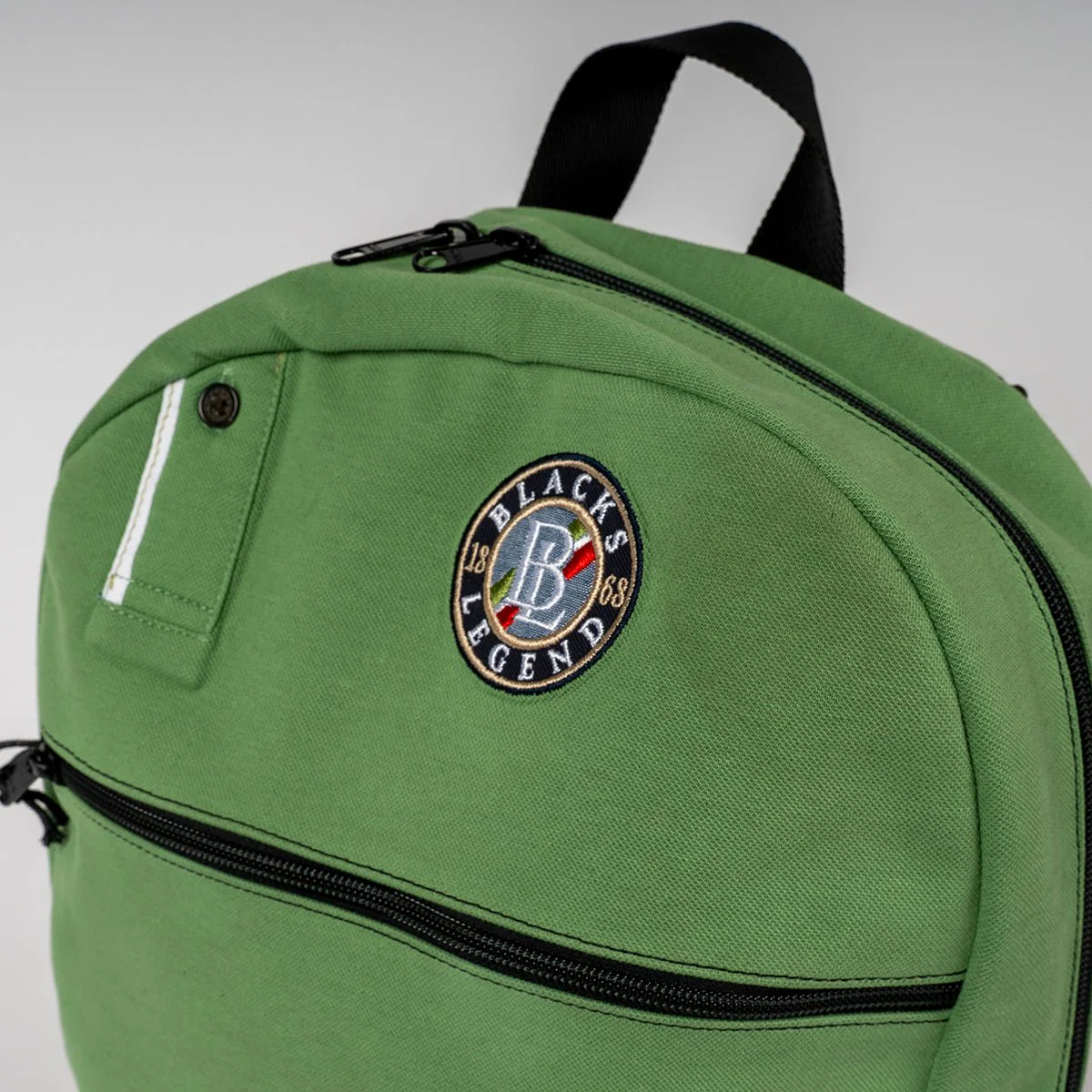 Sac à dos upcyclé vert - Image 4