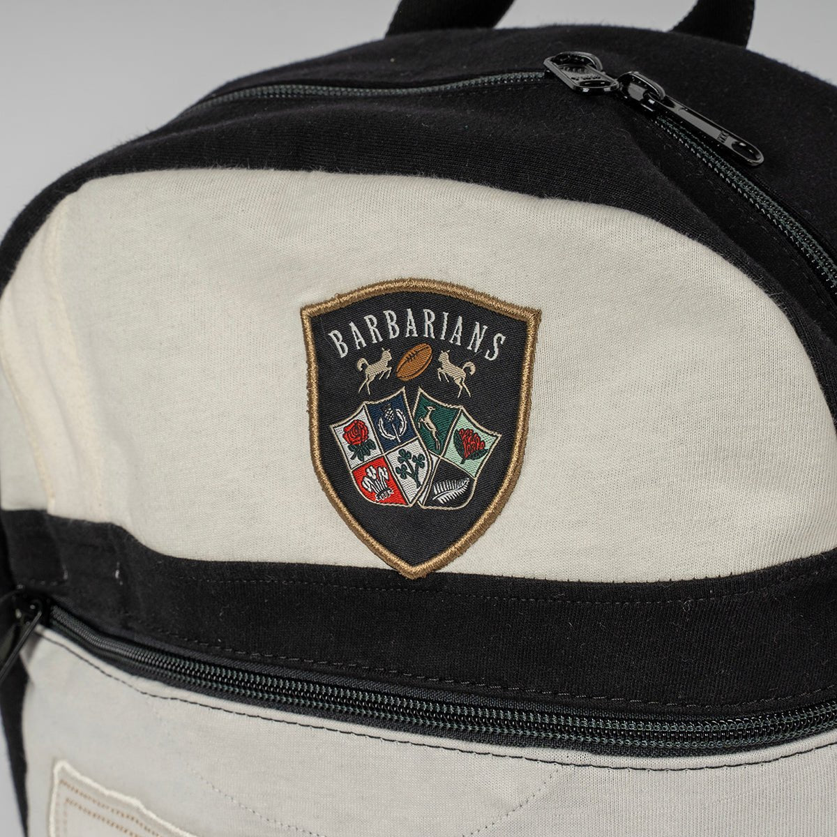 Sac à dos upcyclé Barbarians n°15 - Image 5