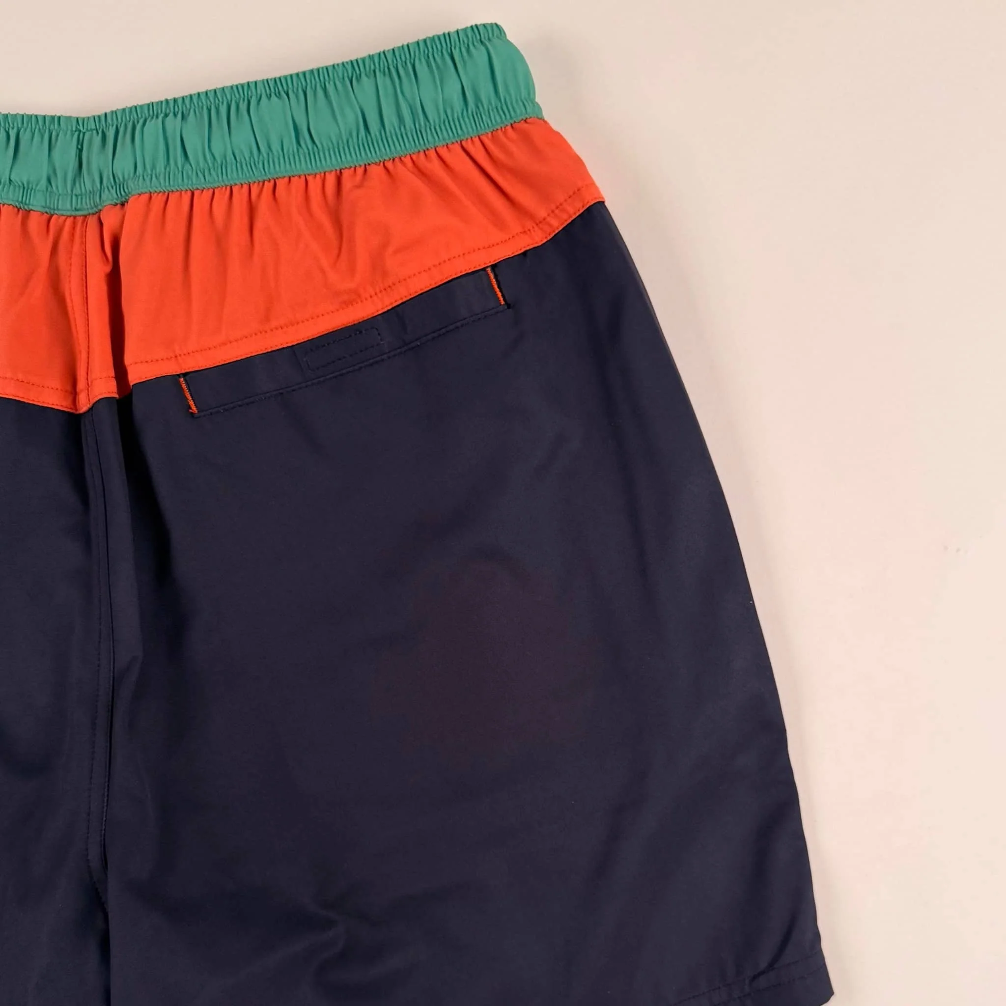 Short de bain tricolore marine/orange/vert - Image 6