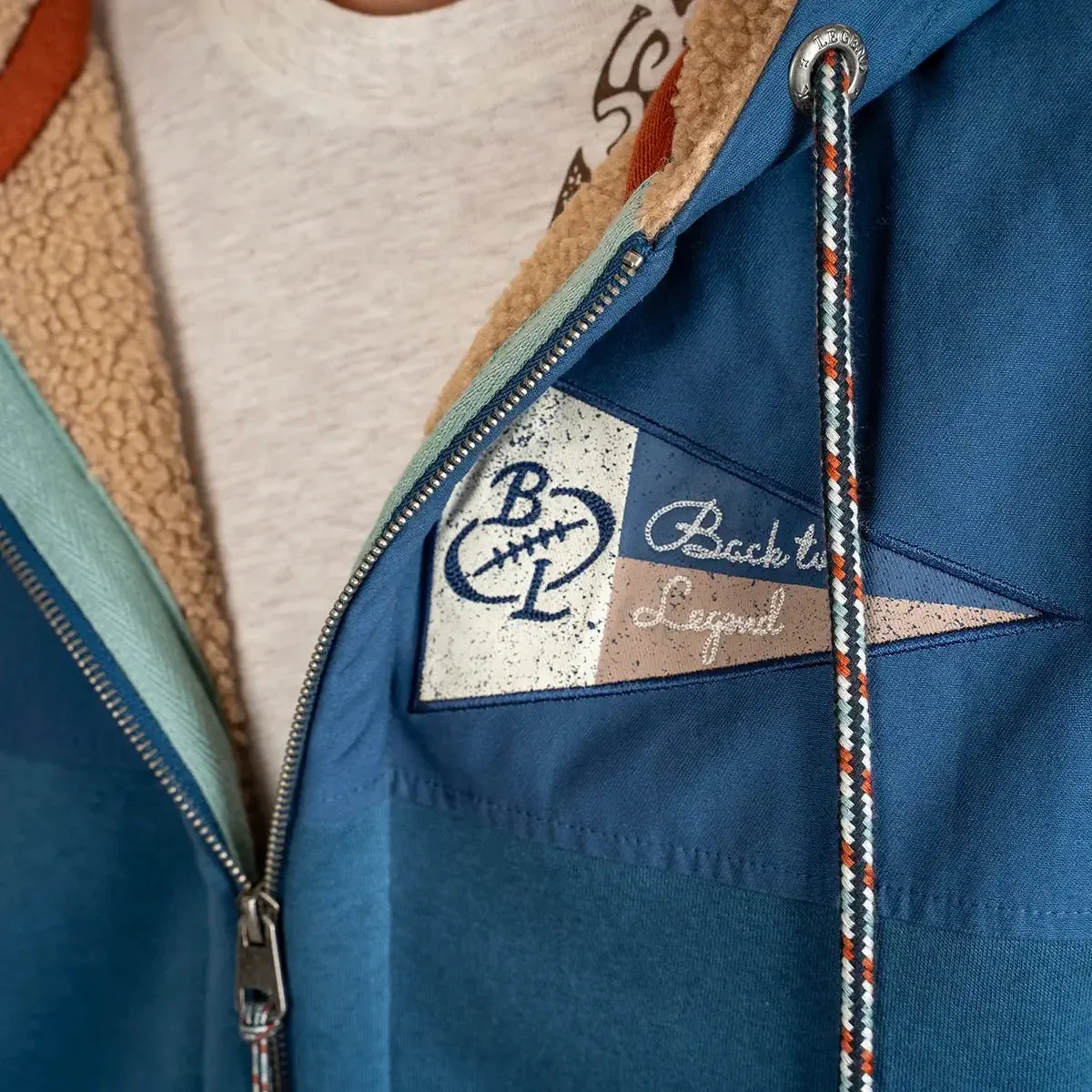 Sweat à capuche bleu doublé polaire molletonnée - Image 3